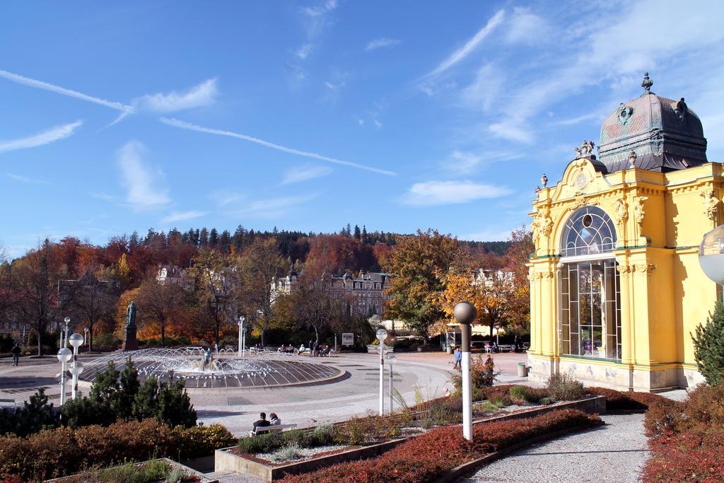Pension A Restaurace Filip II Марианске-Лазне Экстерьер фото