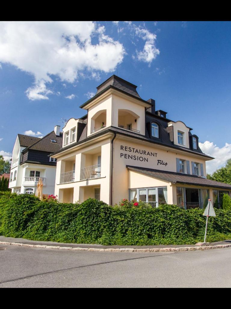 Pension A Restaurace Filip II Марианске-Лазне Экстерьер фото
